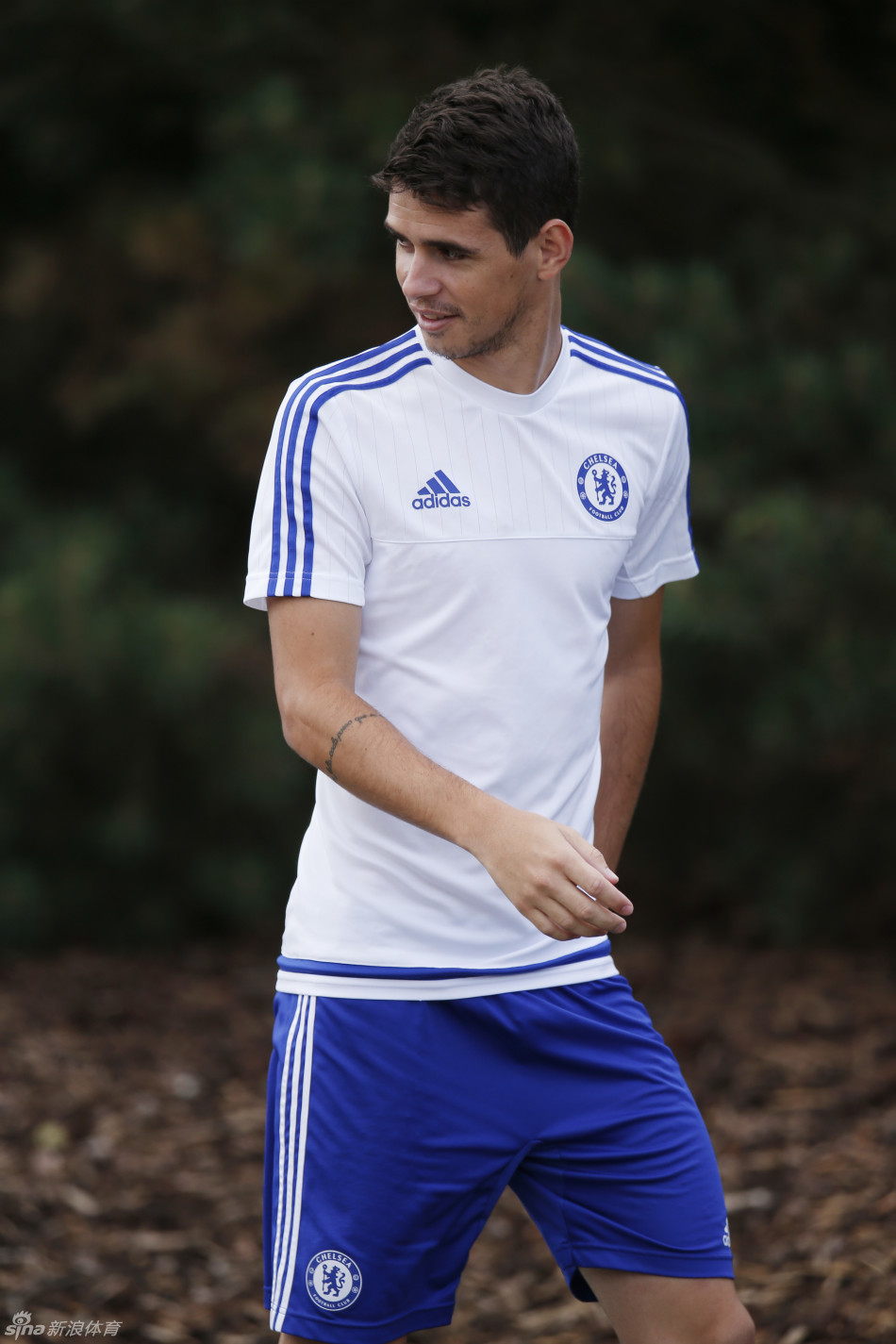 关于今晚纽约尼克斯备战社区盾，远射贴柱细节曝光，气氛紧张，身体对抗强度拉满的信息