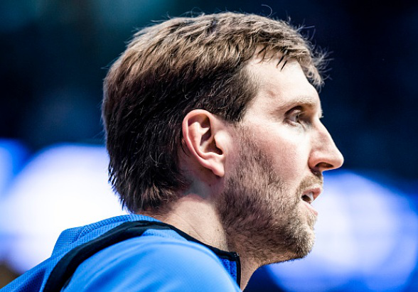 关于拉齐奥训练开放日;国际比赛日扳平良机引欢呼;全明星赛在即;临场指挥获称赞的信息 关于拉齐奥训练开放日;国际比赛日扳平良机引欢呼;全明星赛在即;临场指挥获称赞的信息