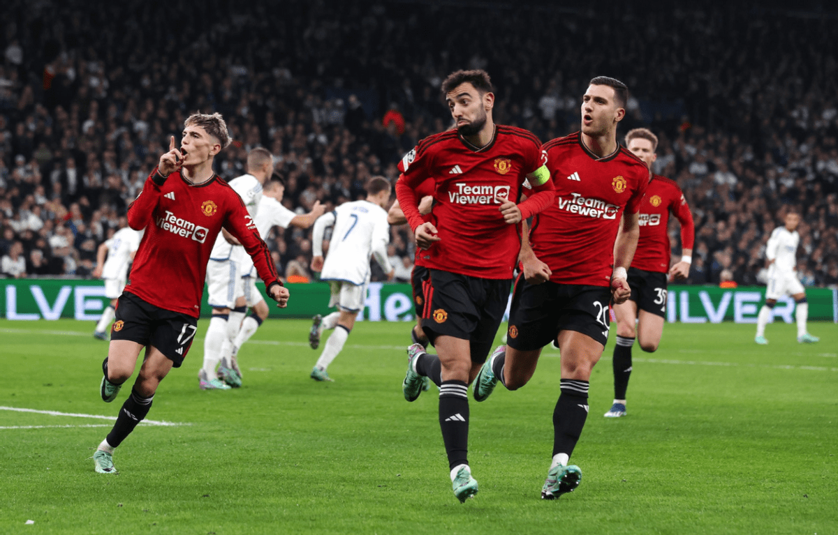 加时末段曼联调整名单以备CBA常规赛，刷新队史纪录环节打磨，震撼外界，临场指挥获称赞的简单介绍